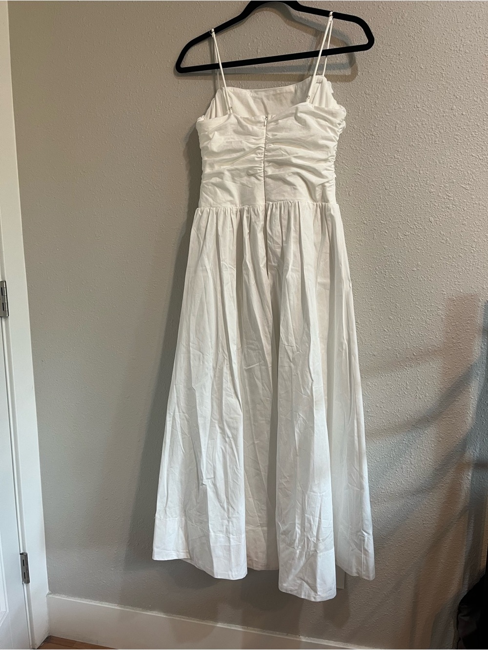 White midi summer dress - Picture 3 of 7